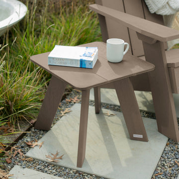 Italica Modern Side Table Table Highwood USA