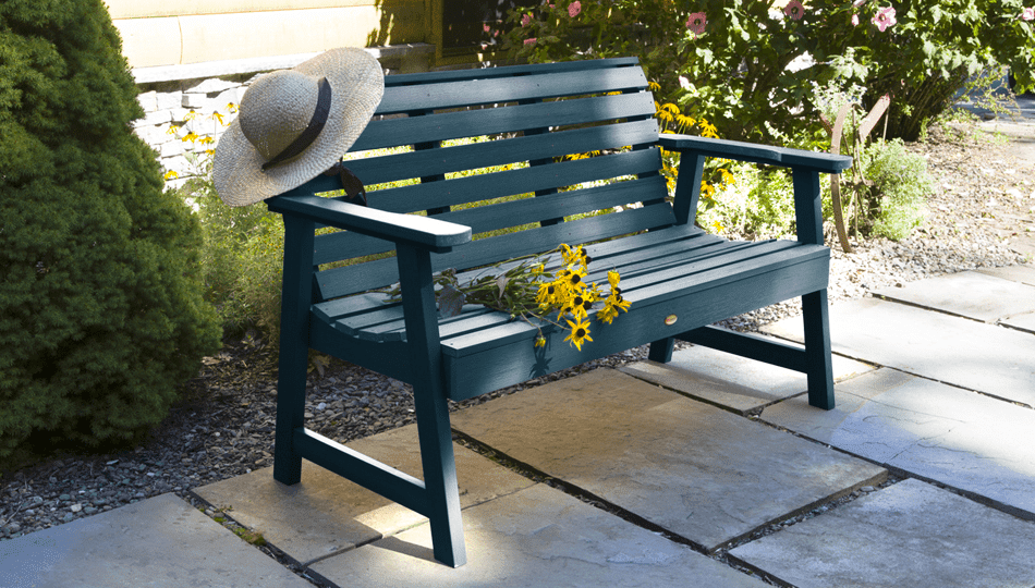 Modern Outdoor Benches