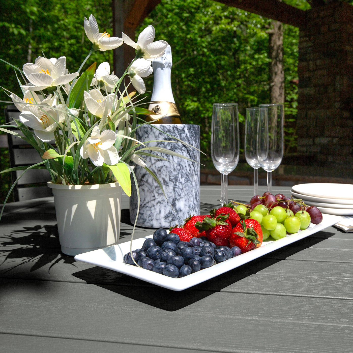 Weatherly 5pc 48in Round Dining Set - Counter Height Dining Highwood USA 