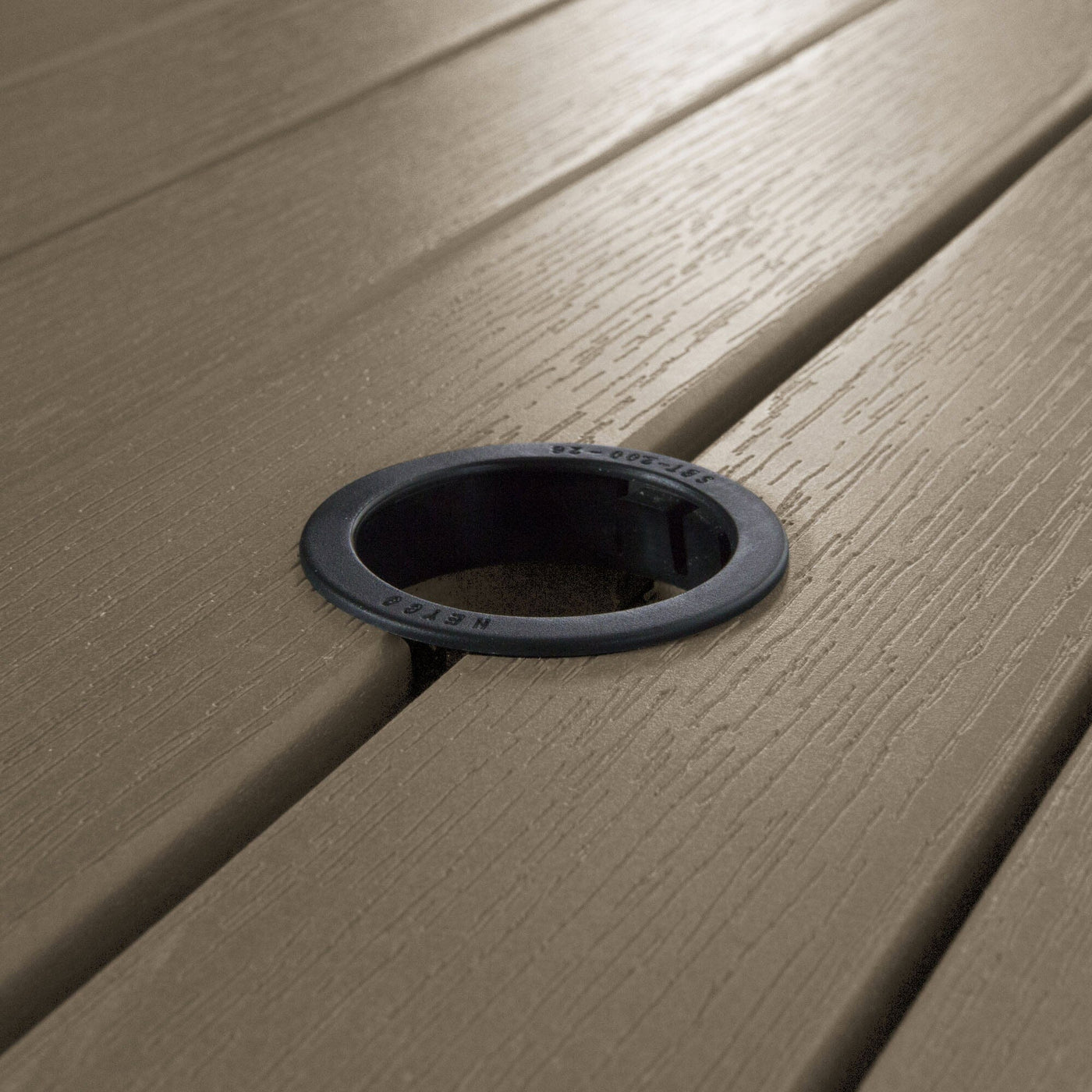 Weatherly 3pc 36in Round Dining Set - Counter Height Dining Highwood USA 