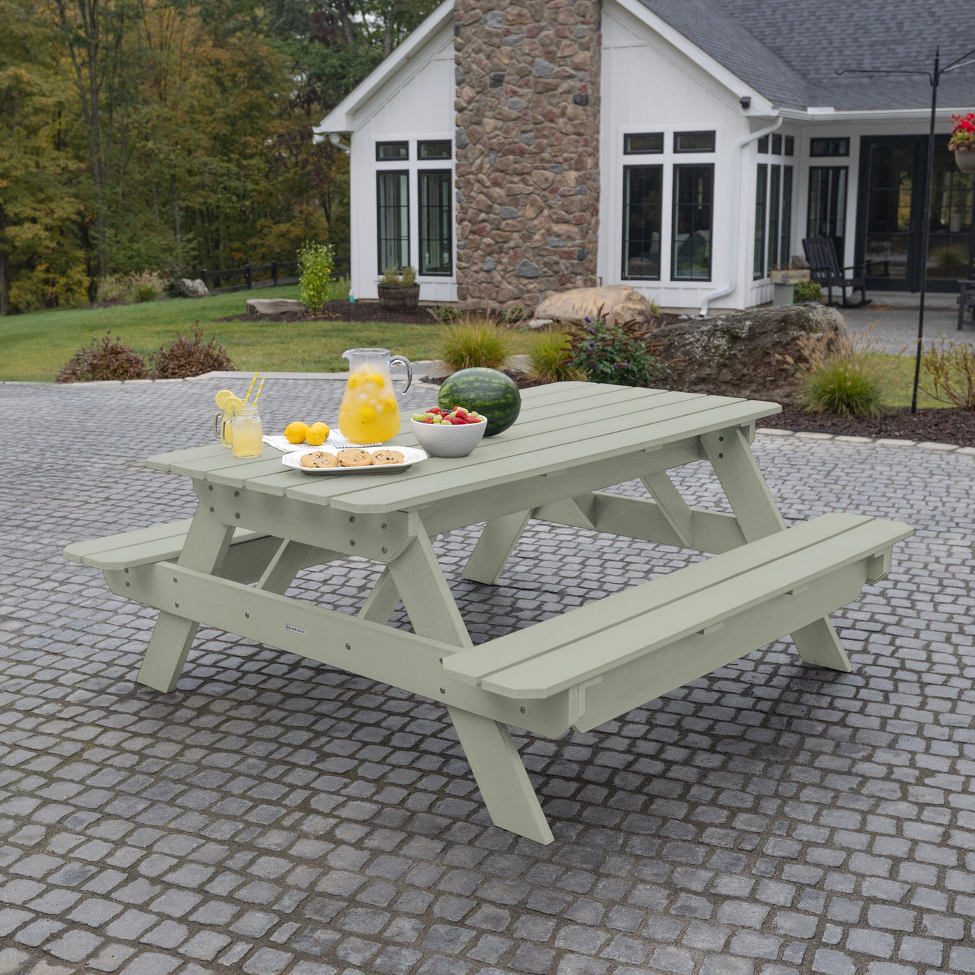 Hometown Picnic Table Dining Highwood USA 