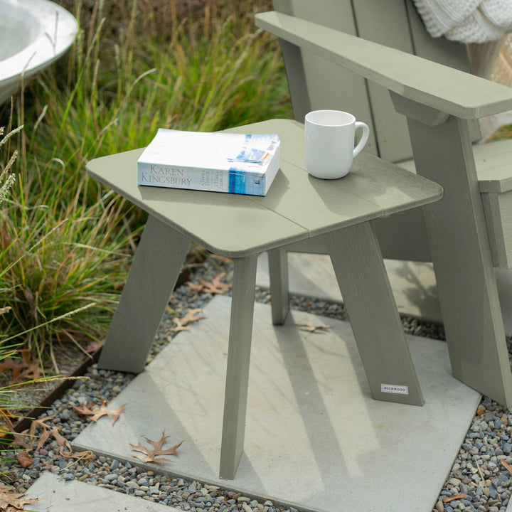 Italica Modern Side Table Table Highwood USA 
