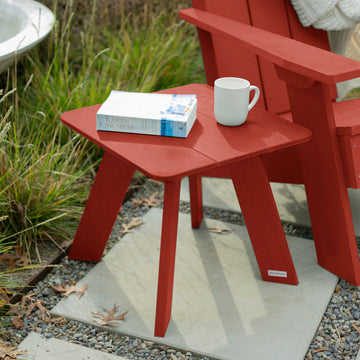 Italica Modern Side Table Table Highwood USA 