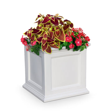 Beckett Patio Planter 20in x 20in Highwood USA 
