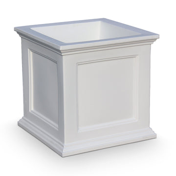 Beckett Patio Planter 20in x 20in Highwood USA Chalk 