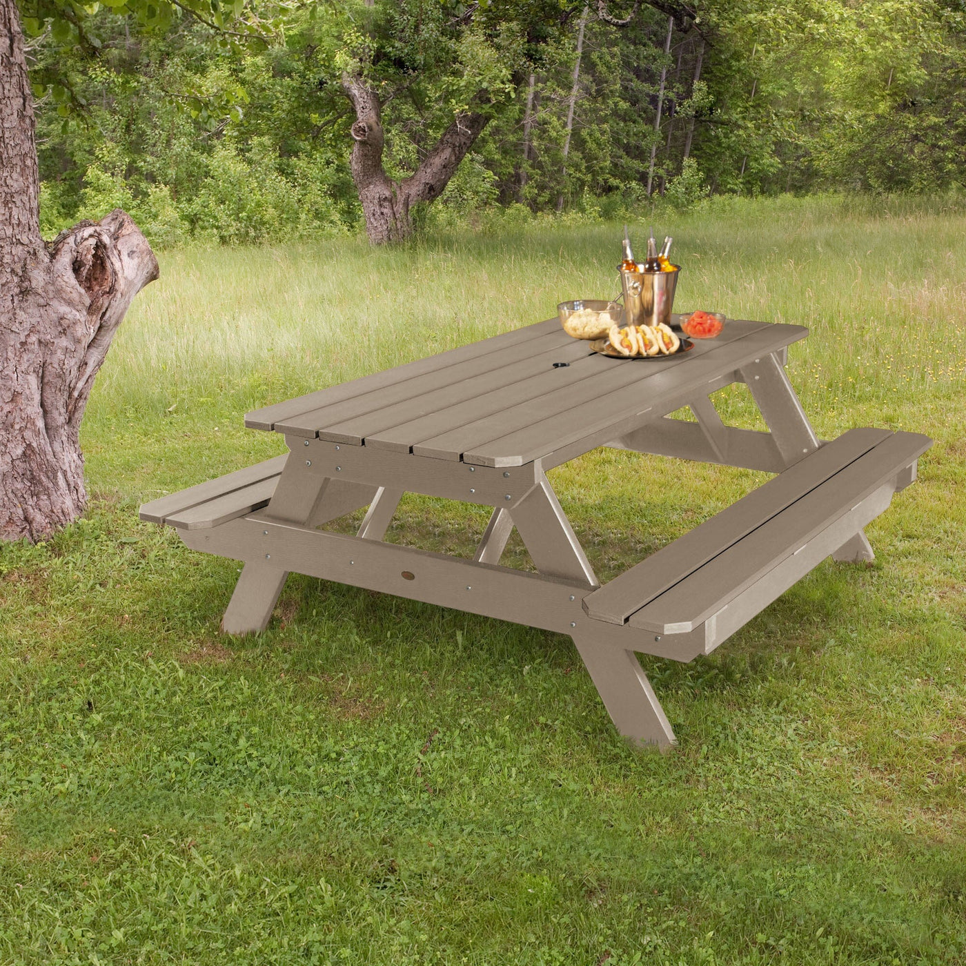 Hometown Picnic Table Dining Highwood USA 
